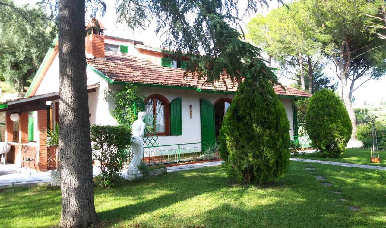 I Pini House Villa Magione Exterior photo